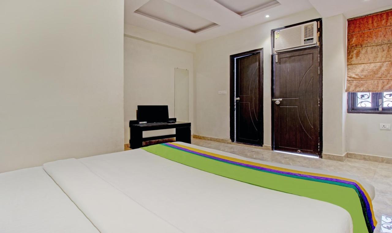 Treebo Trend Wedding Bells Kanpur Hotel ภายนอก รูปภาพ