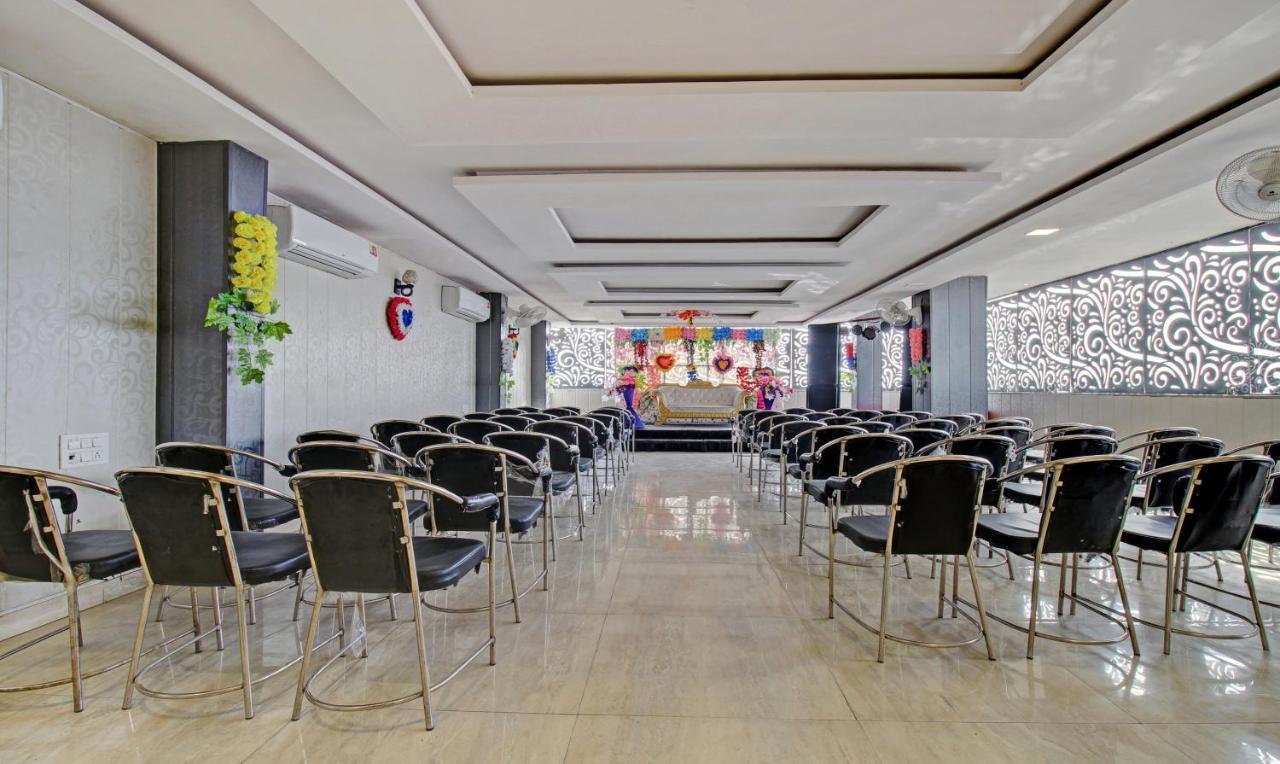 Treebo Trend Wedding Bells Kanpur Hotel ภายนอก รูปภาพ