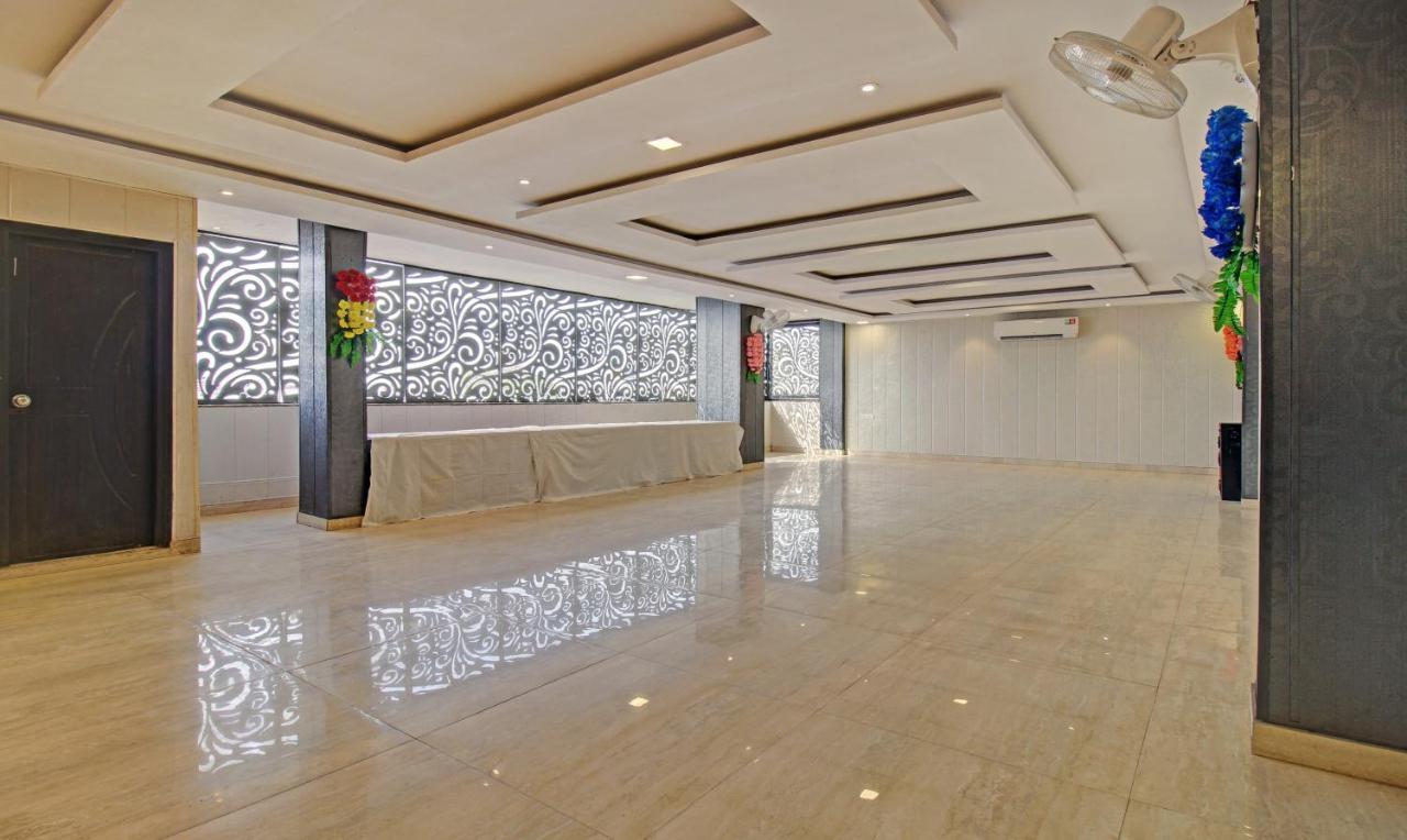 Treebo Trend Wedding Bells Kanpur Hotel ภายนอก รูปภาพ