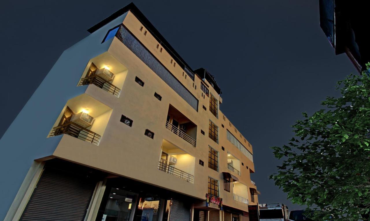 Treebo Trend Wedding Bells Kanpur Hotel ภายนอก รูปภาพ