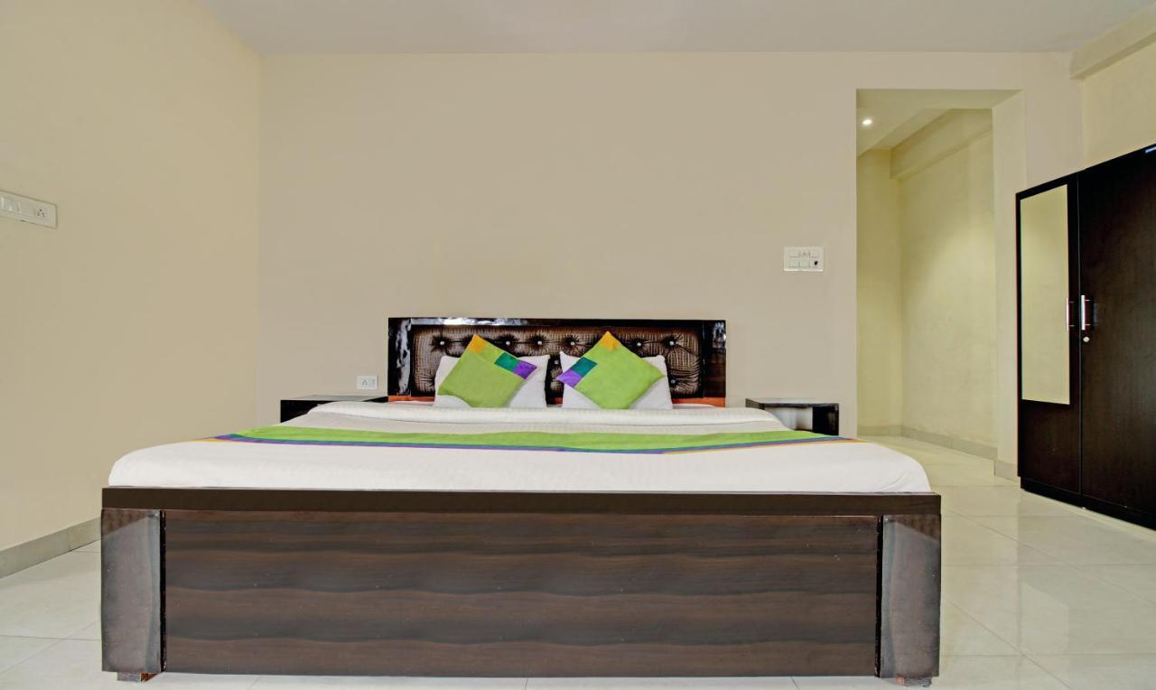 Treebo Trend Wedding Bells Kanpur Hotel ภายนอก รูปภาพ